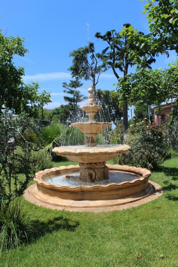 بومبيي Green Garden المظهر الخارجي الصورة